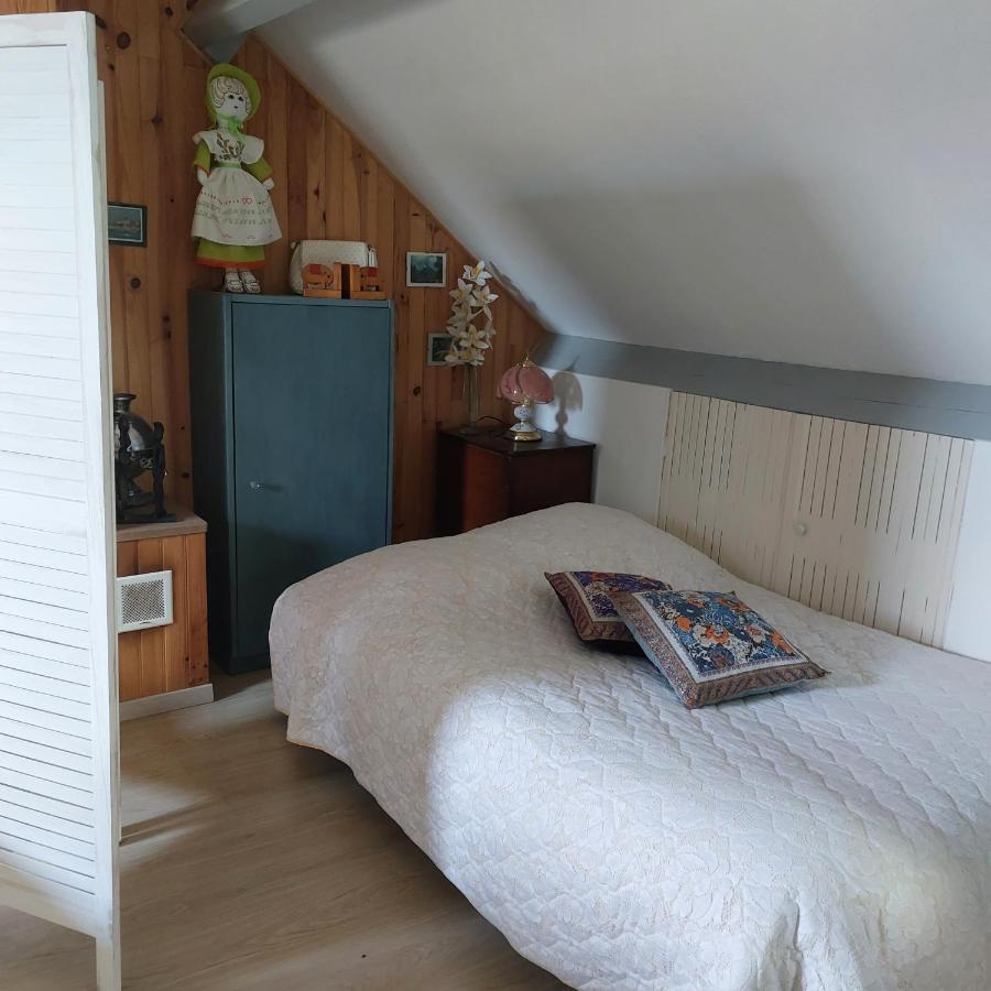 Tulipe24 Bed & Breakfast Savigne-l'Eveque Exterior foto